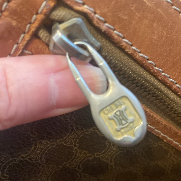 Celine macadam clutch/pouch - Picture 4 of 17